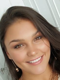 Carla Mendes, 36 años